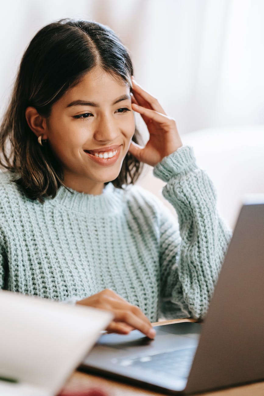 Something different for Freebie Friday: Part-time Research Assistant Job in GA